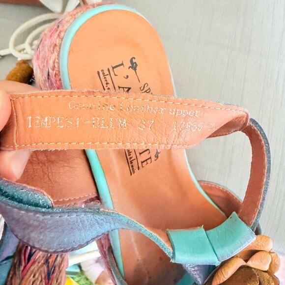 L'Artiste Spring Step‎ Sandals Wedges Tempest Blue Floral Festival Size 37 - Picture 8 of 8